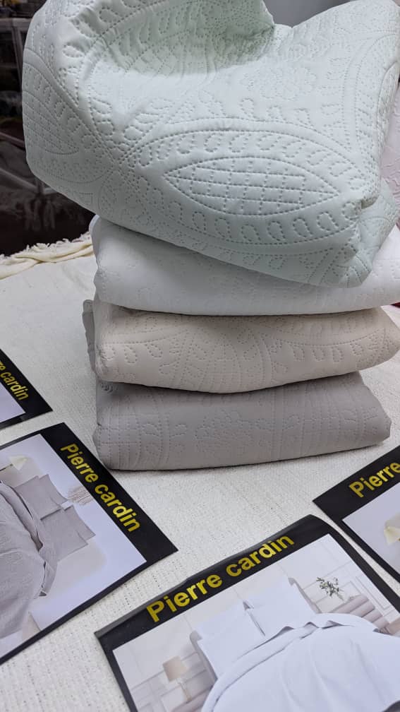 5pc Pierre Cardin Quilts