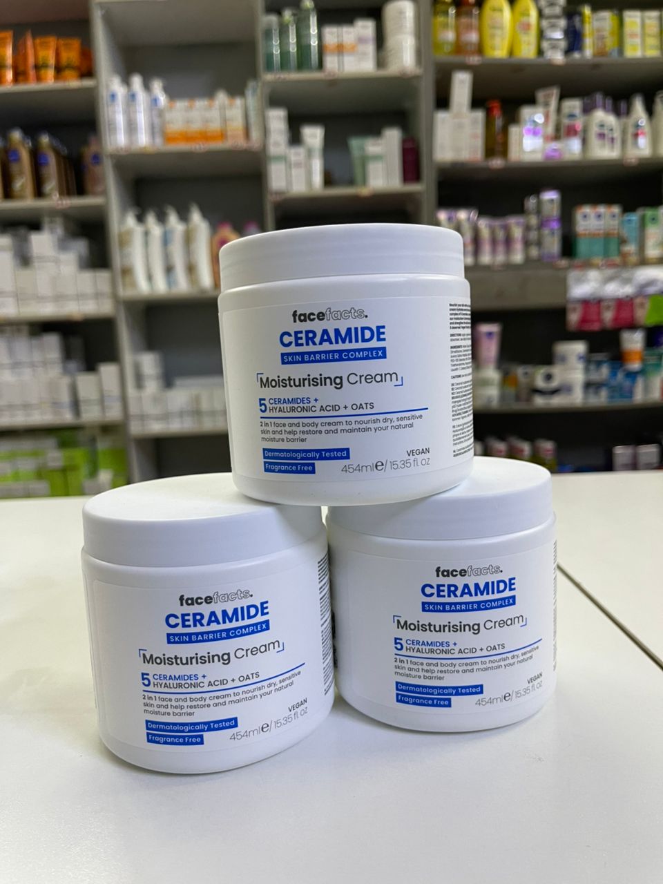 Face Facts Moisturising Cream Ceramide Cream 454 Ml